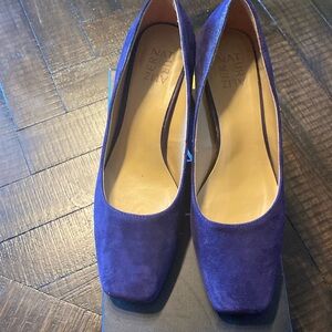 Karina haven blue suede heels